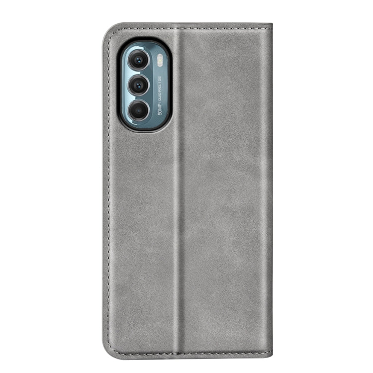 For Motorola Moto G 5G 2022 Retro-skin  Magnetic Suction Leather Phone Case
