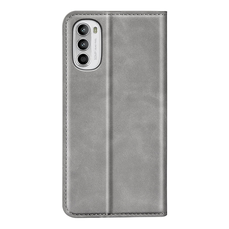 For Motorola Moto G52 4G Retro-skin Magnetic Suction Leather Phone Case