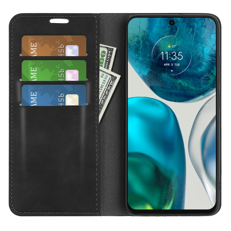 For Motorola Moto G42 Retro-skin Magnetic Suction Leather Phone Case