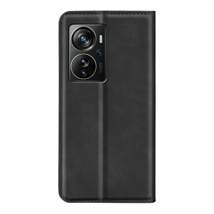 For ZTE Axon 40 Pro Retro-skin  Magnetic Suction Leather Phone Case