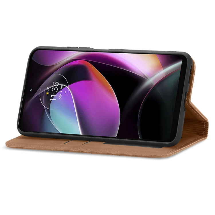 For Motorola Moto G 2022 Retro Skin Feel Magnetic Leather Phone Case