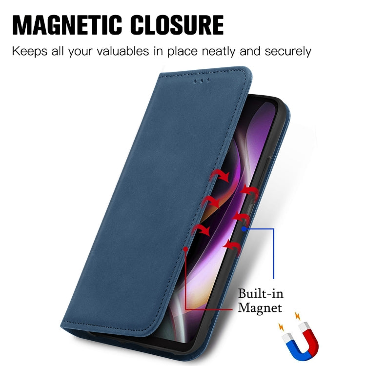 For Motorola Moto G 2022 Retro Skin Feel Magnetic Leather Phone Case