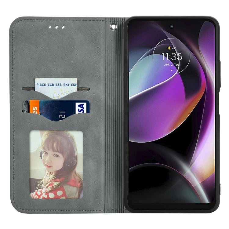 For Motorola Moto G 2022 Retro Skin Feel Magnetic Leather Phone Case