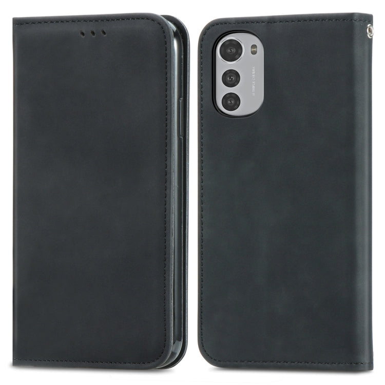For Motorola Moto E32 Retro Skin Feel Magnetic Leather Phone Case