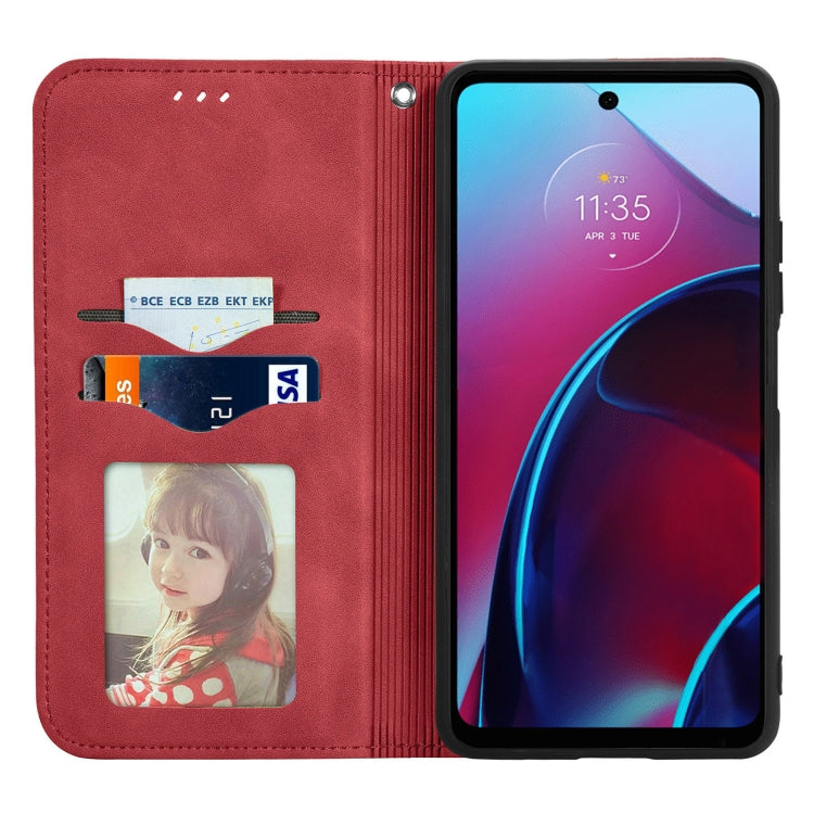 For Motorola Moto E32 Retro Skin Feel Magnetic Leather Phone Case