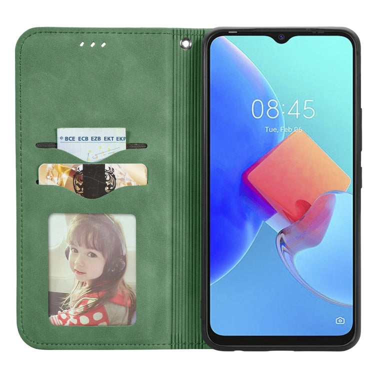 For Tecno Spark 8C Retro Skin Feel Magnetic Leather Phone Case