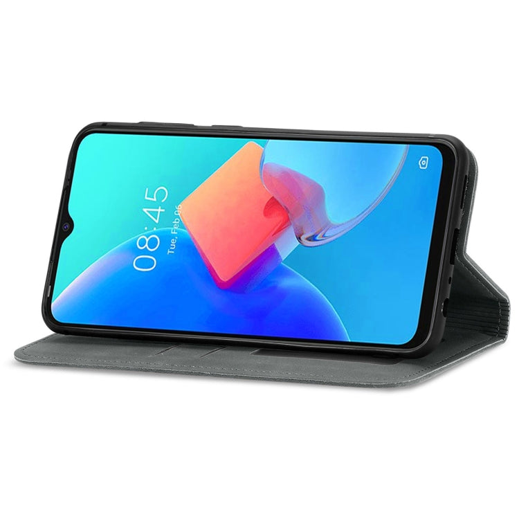 For Tecno Spark 8C Retro Skin Feel Magnetic Leather Phone Case