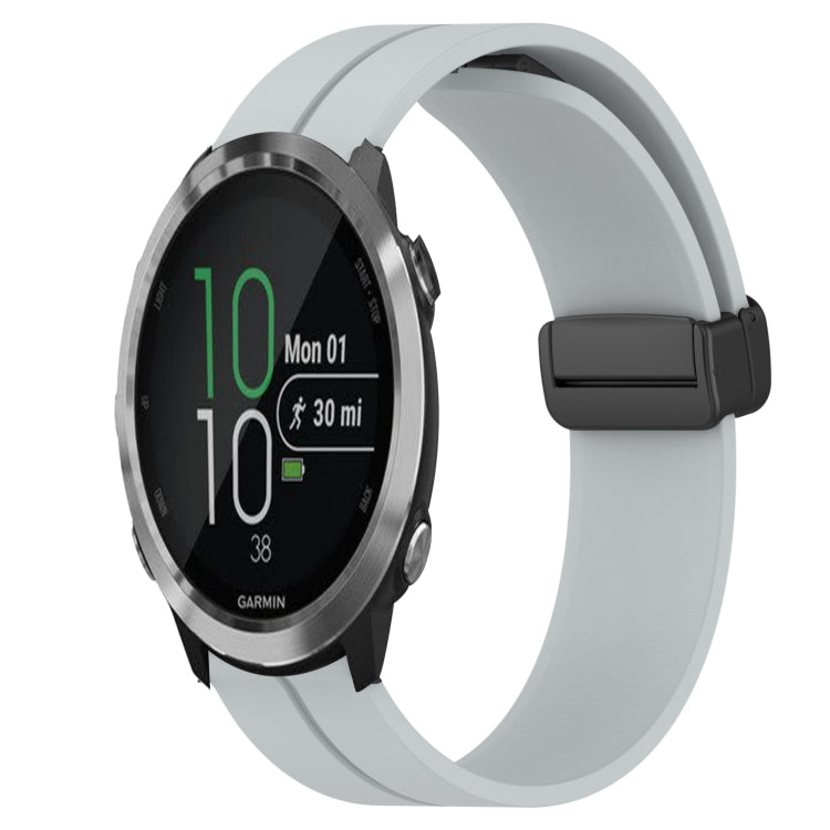 For Garmin Forerunner 645 Music 20mm Solid Color Magnetic Clasp Silicone Watch Band