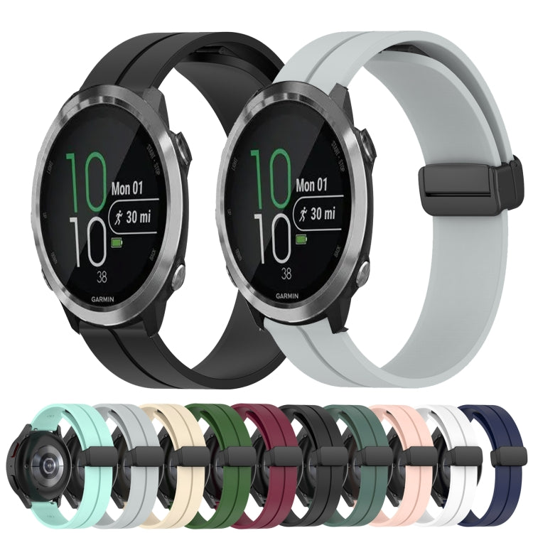For Garmin Forerunner 645 Music 20mm Solid Color Magnetic Clasp Silicone Watch Band