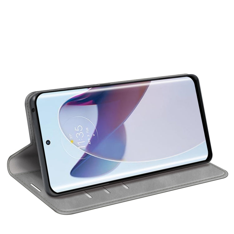 For Motorola Moto X30 Pro Retro-skin Magnetic Suction Leather Phone Case