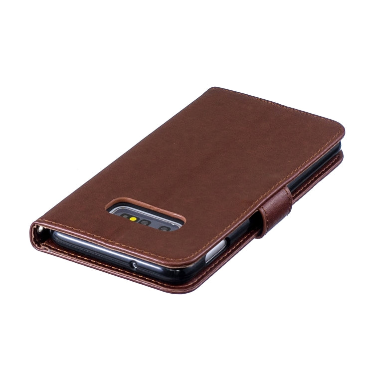 Plum Blossom Pattern Diamond Encrusted Leather Case for Galaxy S10e ,with Holder & Card Slots