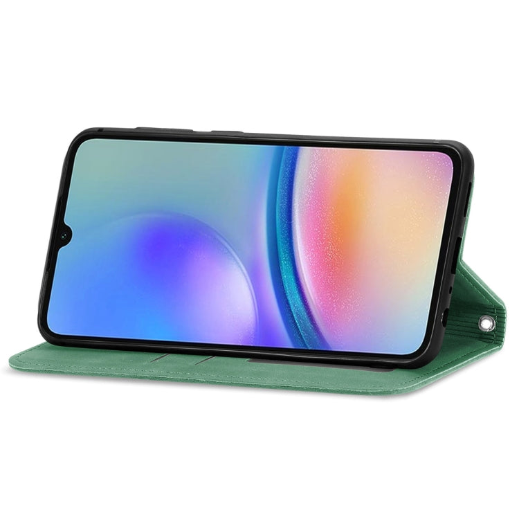 For Samsung Galaxy A05s 4G Retro Skin Feel Magnetic Leather Phone Case