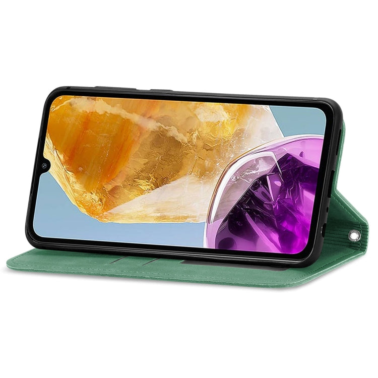 For Samsung Galaxy M15 Retro Skin Feel Magnetic Leather Phone Case