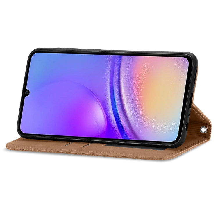 For Samsung Galaxy A06 Retro Skin Feel Magnetic Leather Phone Case