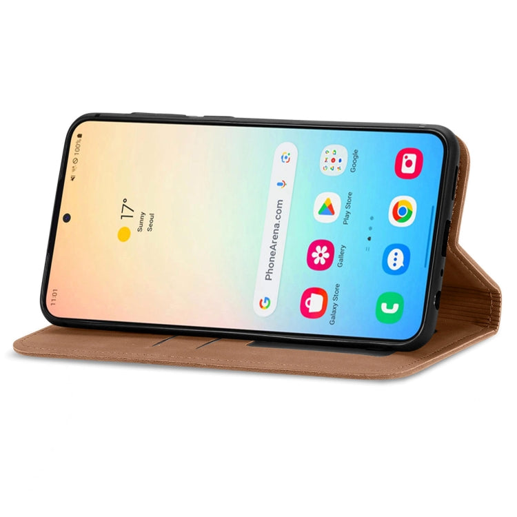 For Samsung Galaxy S25+ 5G Retro Skin Feel Magnetic Leather Phone Case