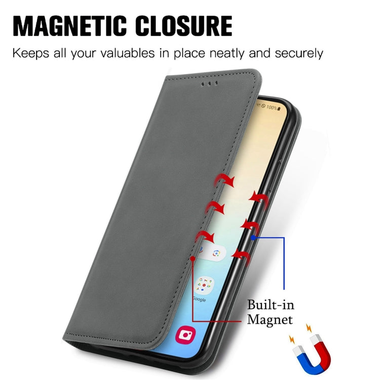 For Samsung Galaxy S25+ 5G Retro Skin Feel Magnetic Leather Phone Case