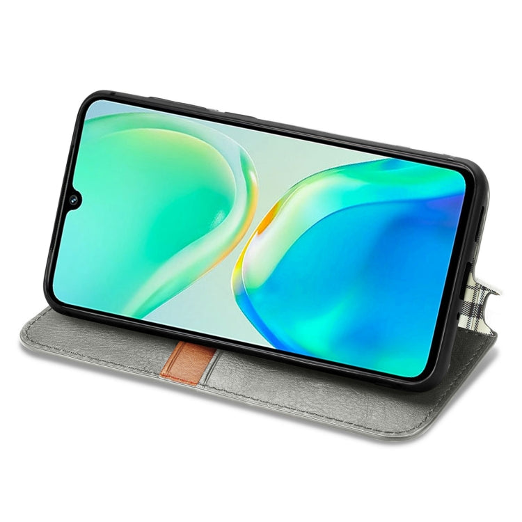 For vivo S15e Cubic Grid Pressed Magnetic Leather Phone Case