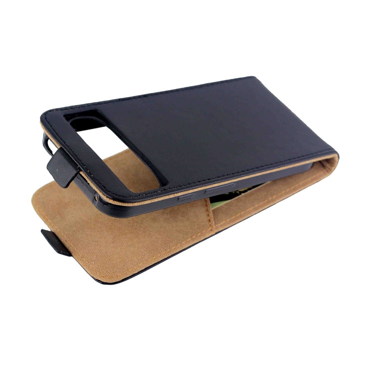 For Google Pixel 9 / 9 Pro Vertical Flip Leather Phone Case with Card Slot - Black