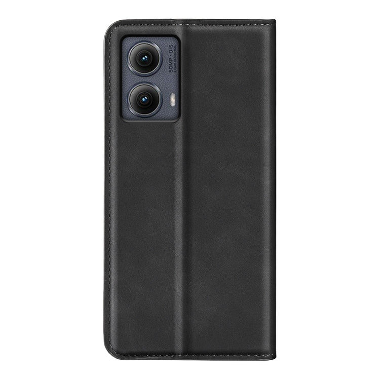For Motorola Edge 5G 2024 Retro-skin Magnetic Suction Leather Phone Case