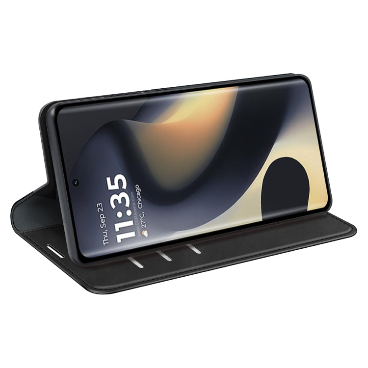 For Motorola Edge 5G 2024 Retro-skin Magnetic Suction Leather Phone Case