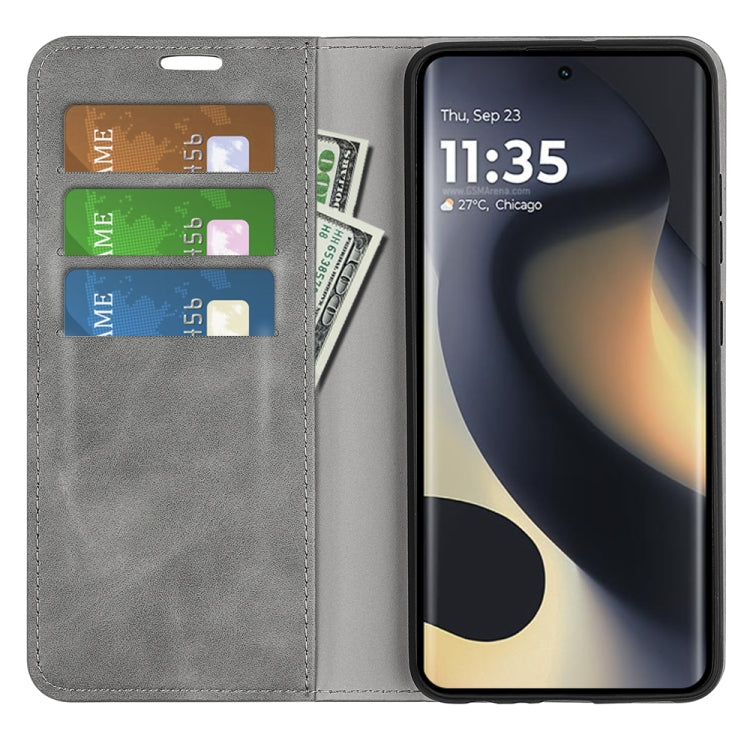 For Motorola Edge 5G 2024 Retro-skin Magnetic Suction Leather Phone Case