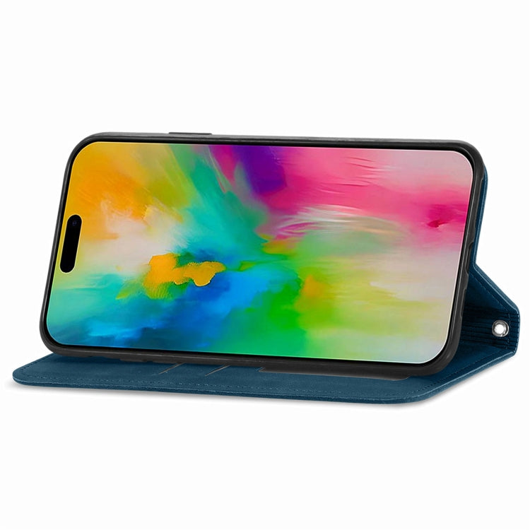 For iPhone 16 Plus Retro Skin Feel Magnetic Leather Phone Case