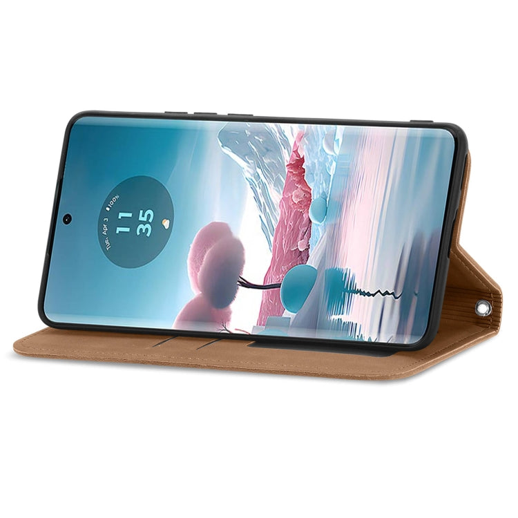 For Motorola Moto Edge 40 Neo Retro Skin Feel Magnetic Flip Leather Phone Case