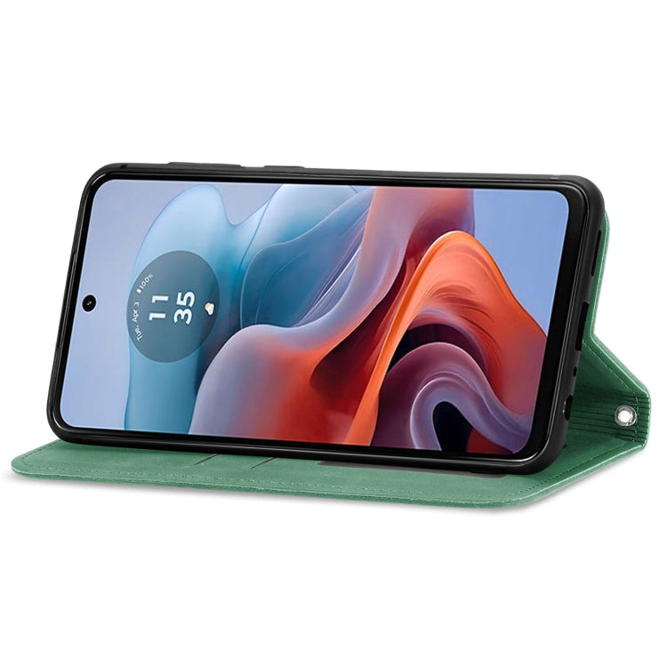 For Motorola  Moto G34 Retro Skin Feel Magnetic Flip Leather Phone Case