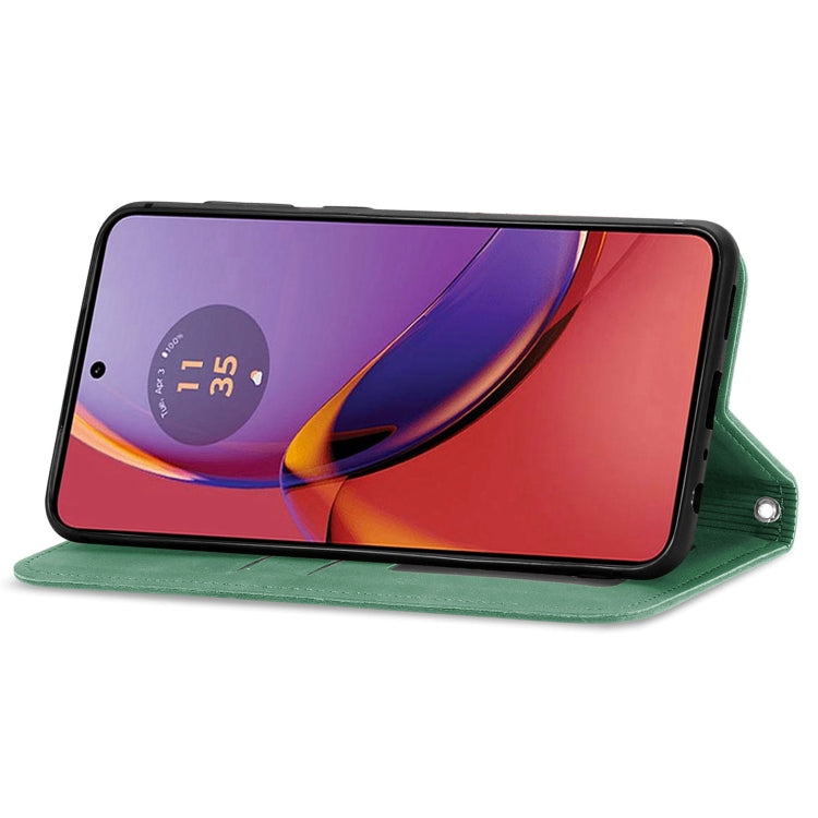 For Motorola Moto G84 Retro Skin Feel Magnetic Flip Leather Phone Case