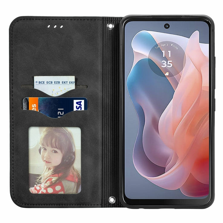 For Motorola Moto G Play 2024 Retro Skin Feel Magnetic Flip Leather Phone Case
