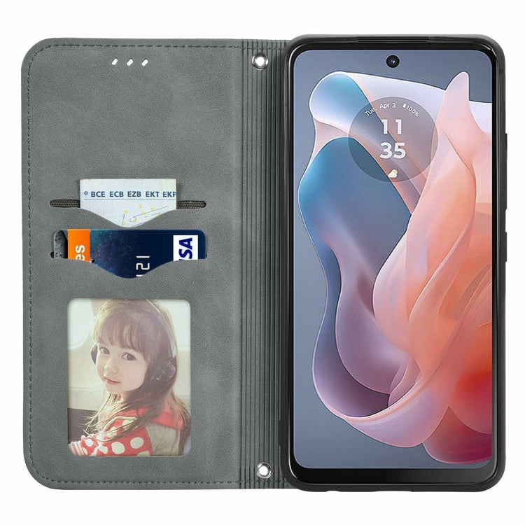 For Motorola Moto G Play 2024 Retro Skin Feel Magnetic Flip Leather Phone Case