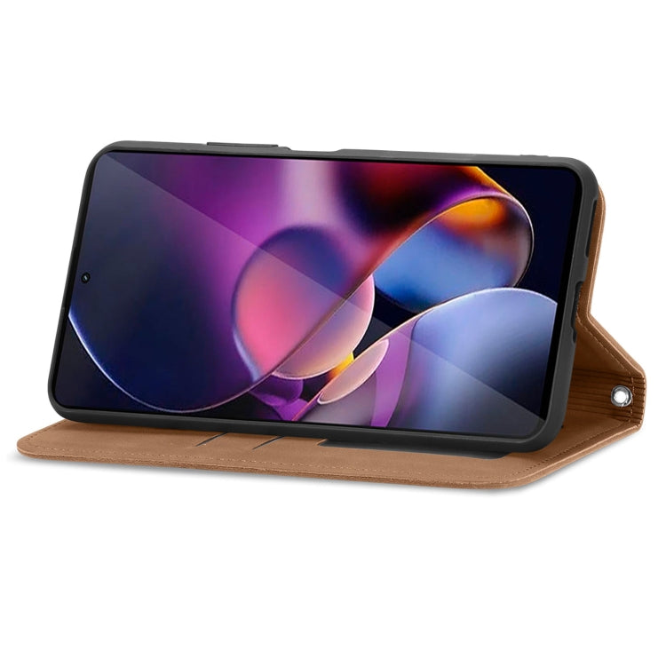 For Motorola Moto G Stylus 5G 2024 Retro Skin Feel Magnetic Flip Leather Phone Case