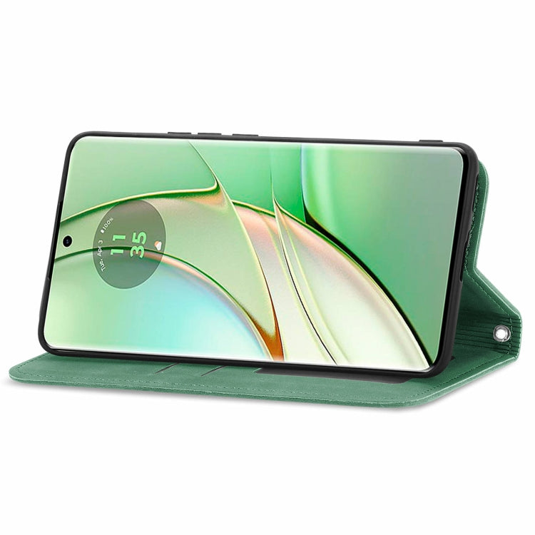 For Motorola Edge 2024 Retro Skin Feel Magnetic Flip Leather Phone Case