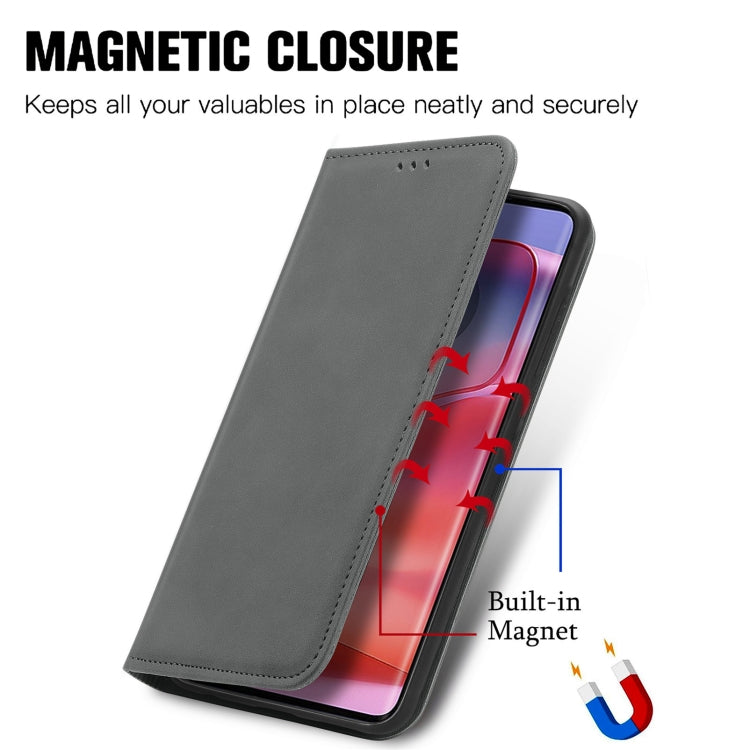 For Motorola Edge 2024 Retro Skin Feel Magnetic Flip Leather Phone Case
