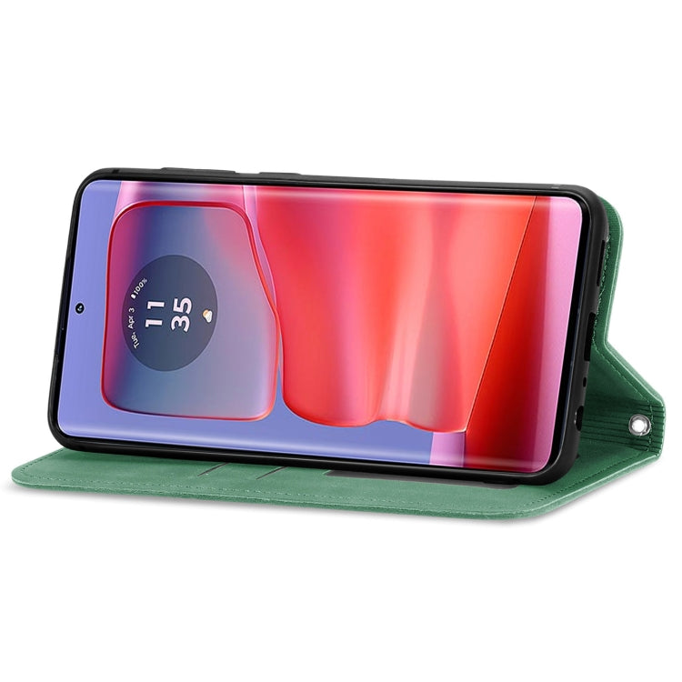 For Motorola Edge 50 Retro Skin Feel Magnetic Flip Leather Phone Case