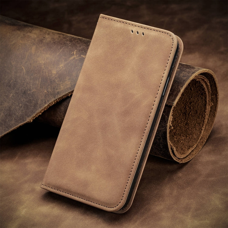 For Google Pixel 9 Retro Skin Feel Magnetic Flip Leather Phone Case