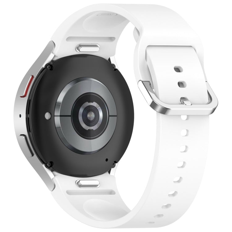 For Samsung Galaxy Watch7 40 / 44mm Solid Color Silver Buckle Quick Release Silicone Watch Band