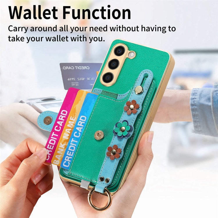 For Samsung Galaxy S23+ 5G Stereoscopic Flowers Wristband Card Bag Phone Case