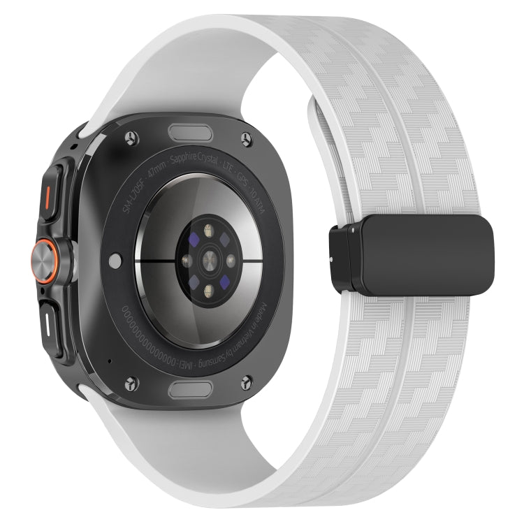 For Samsung Galaxy Watch Ultra 47mm Carbon Fiber Magnetic Folding Buckle Silicone Watch Band