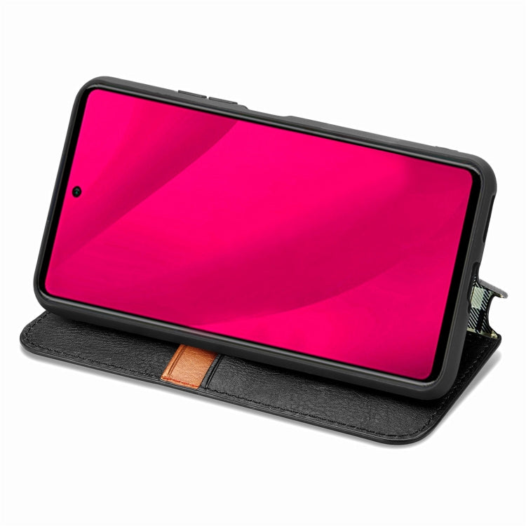 For Infinix Smart 9 Cubic Grid Pressed Magnetic Leather Phone Case
