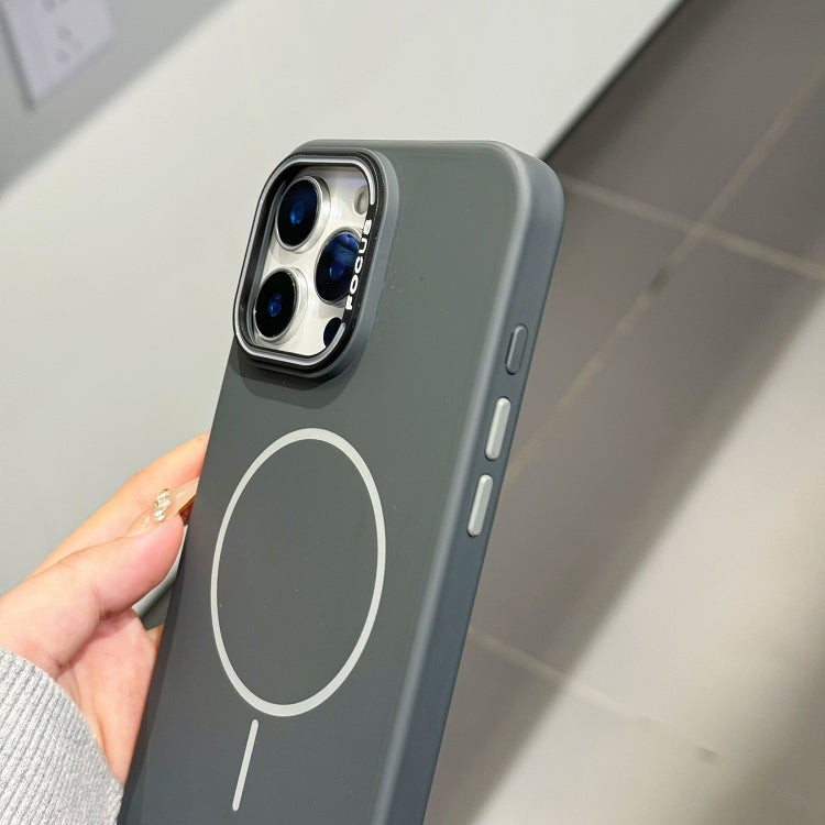 For iPhone 16 Pro Max Skin-friendly Ultra-thin MagSafe PC Phone Case