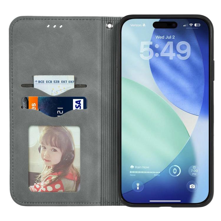 For iPhone 17 Pro Retro Skin Feel Magnetic Flip Leather Phone Case