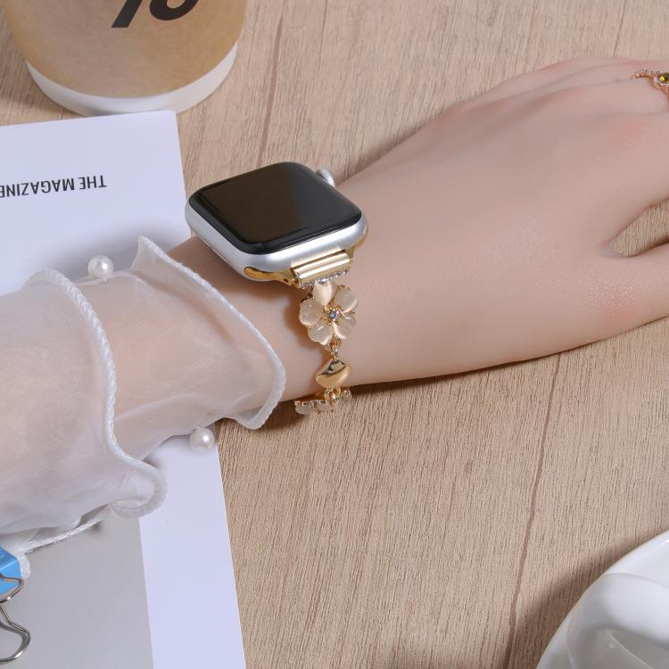For Apple Watch 46mm / 49mm / 45mm / 44mm Four Leaf Clover Chain Alloy Watch Band