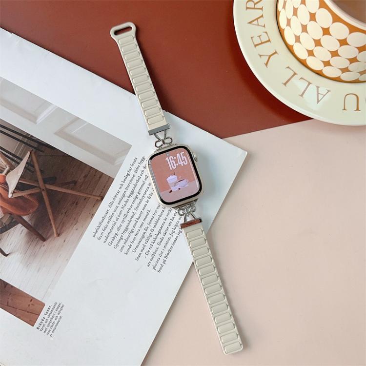For Apple Watch 46mm / 49mm / 45mm / 44mm Bow Small Waist Magnetic Silicone Watch Band