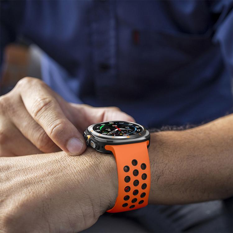 For Samsung Galaxy Watch Ultra 47mm / Ultra 2025 Two Color Round Holes Reverse Buckle Silicone Watch Band