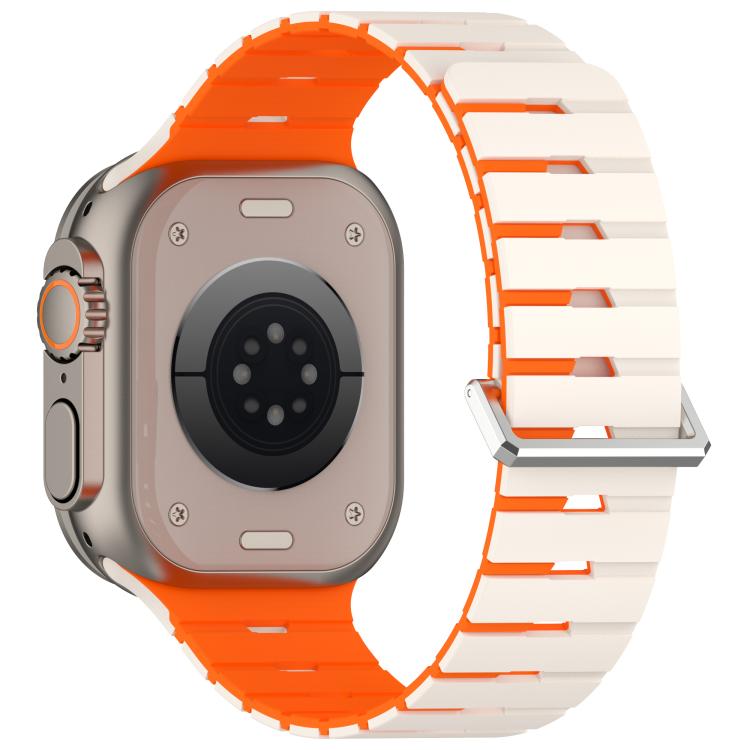 For Apple Watch 46mm / 49mm / 45mm / 44mm Melodica-Style Magnetic Dual-Color Silicone Watch Band