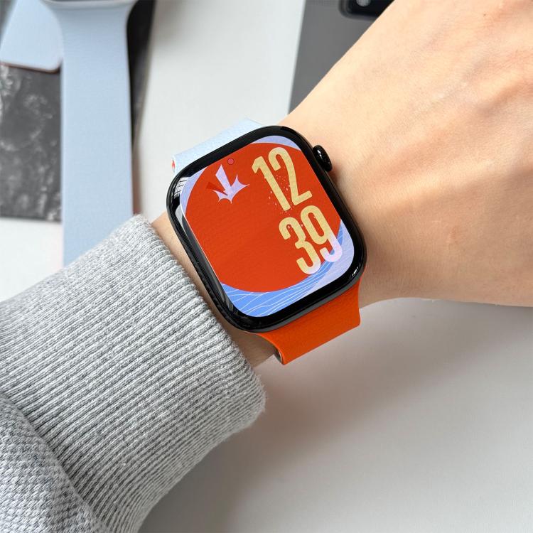 For Apple Watch 46mm / 49mm / 45mm / 44mm Two-tone Lychee-textured Magnetic Silicone Watch Band