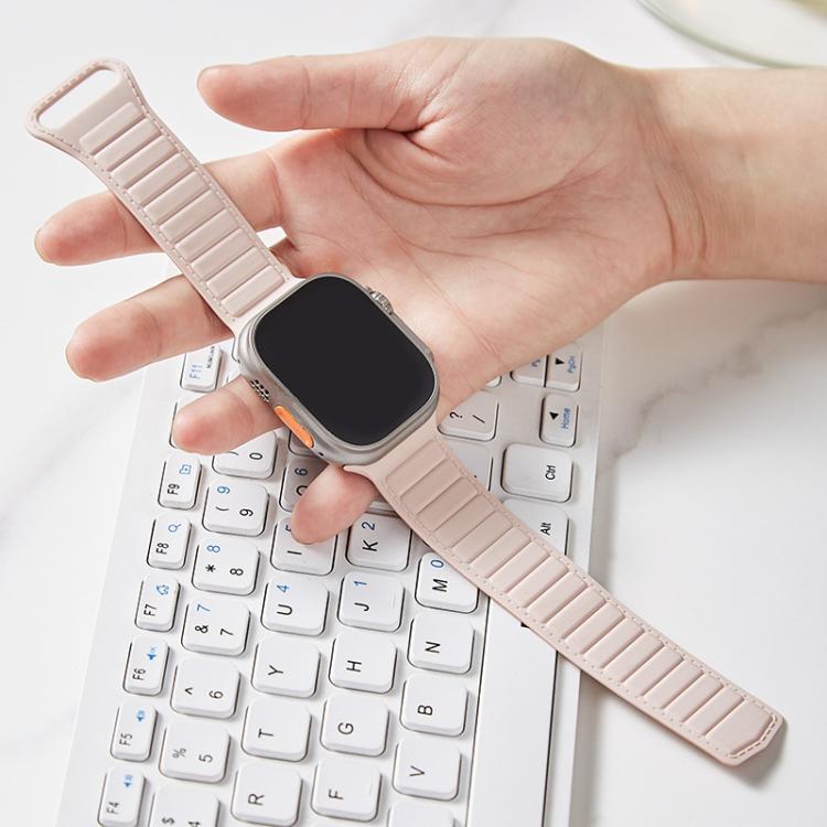 For Apple Watch 42mm / 41mm / 40mm / 38mm Stitched Loop Magnetic Silicone Watch Band