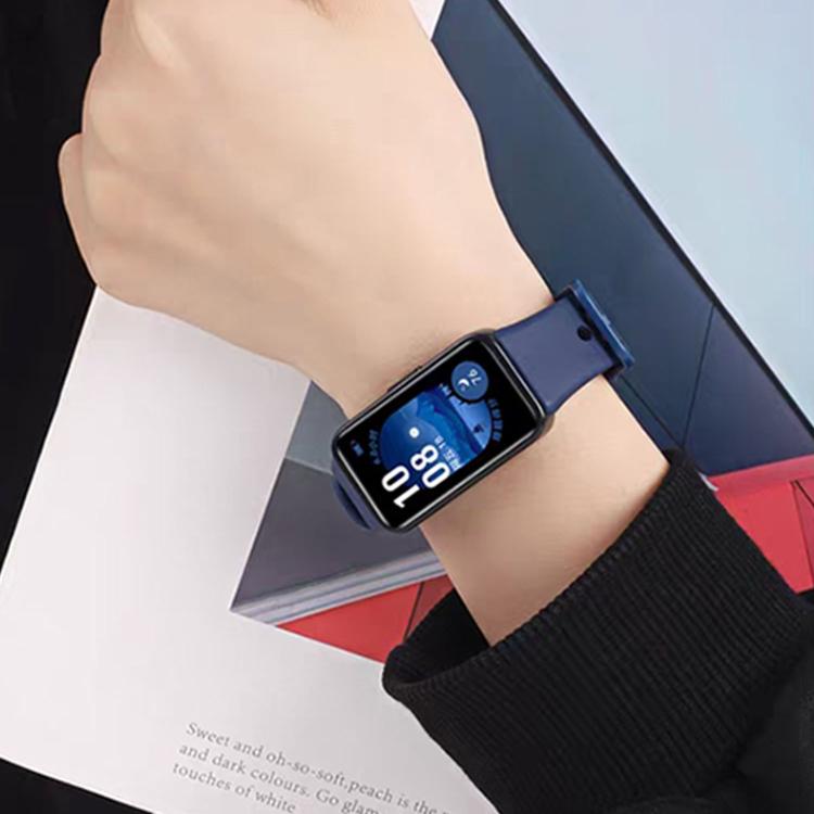 For Huawei Band 10 / 9 / 8 Matching Color Pin Buckle Round Holes Silicone Watch Band