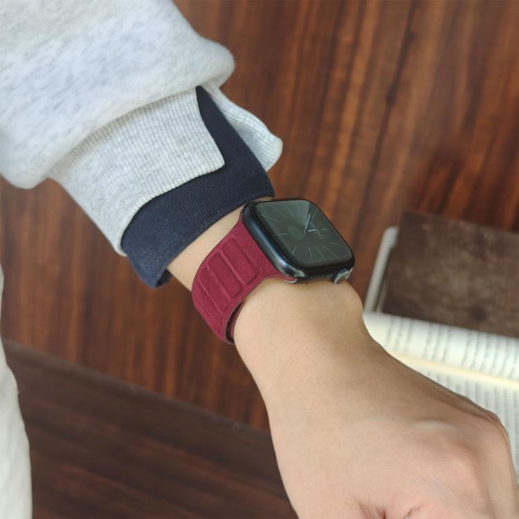 For Apple Watch 42mm / 41mm / 40mm / 38mm Square Magnetic Suede Watch Band